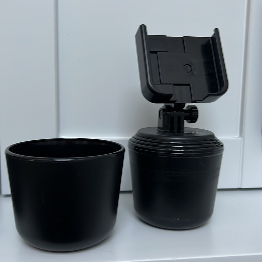 CUPFONE by WEATHER TECH with Hand Sanitizer